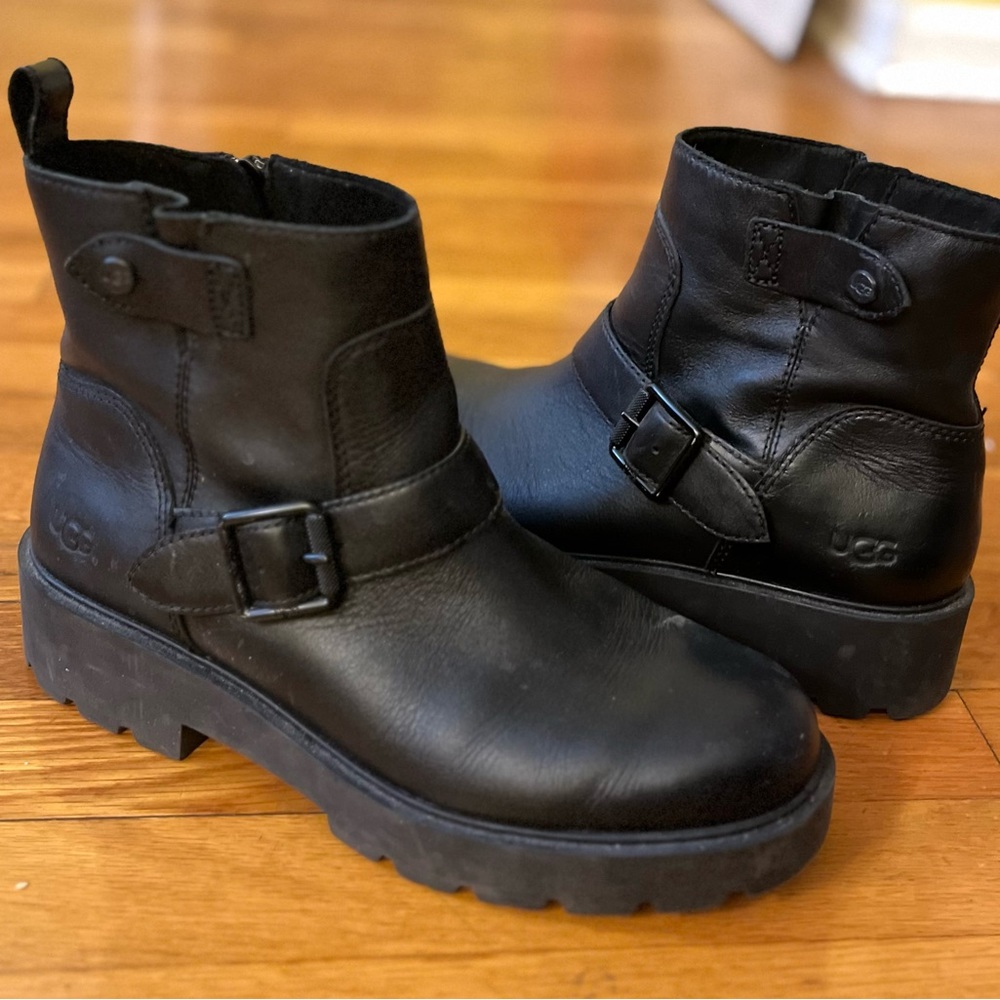 Ugg Womens Black Leather Saoirse Waterproof Buckle Boots